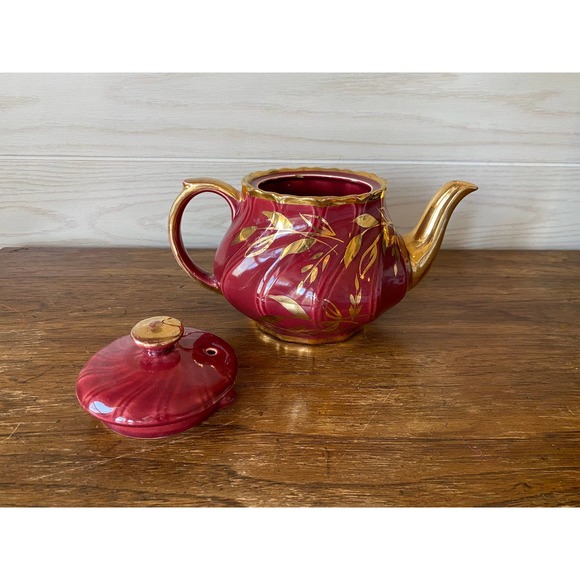 1940’s Sudlow’s Burslem Burgundy Red and Gold Teapot - Made in England - Picture 3 of 8